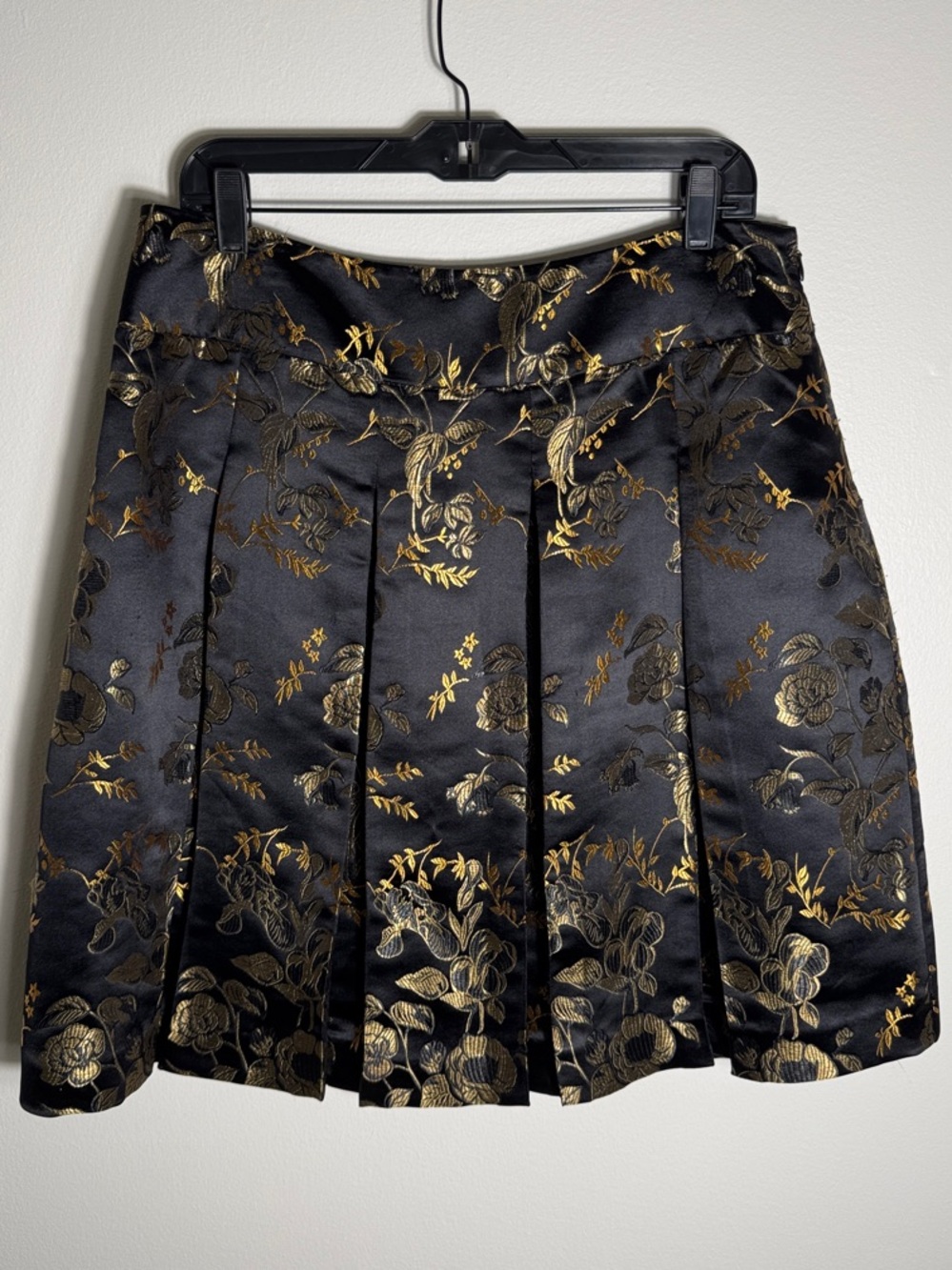 Vintage Worthington Black Gold Metallic Floral Brocade Pleated Skirt 12
